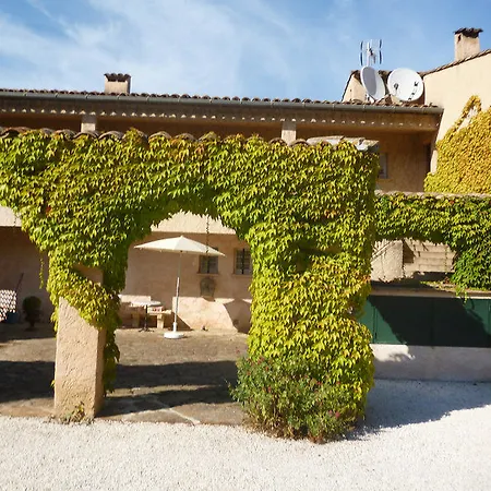 Les Carles Hotel